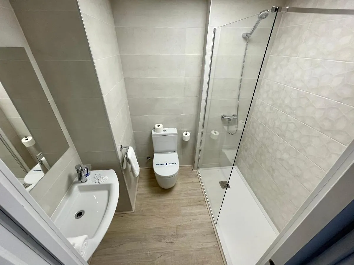 Appartement California 1 & 2, Family Only, By Hoteles California Salou